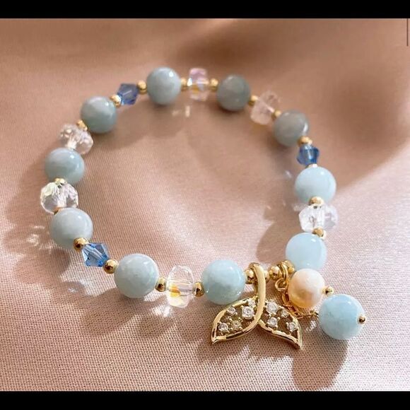 AQUAMARINE FISHTAIL STRETCH BRACELET - Picture 4 of 5